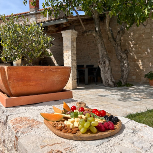 Neroli Place, Neroli Place with heated pool and sauna, Svetvinčenat, Istria, Croatia Svetvinčenat