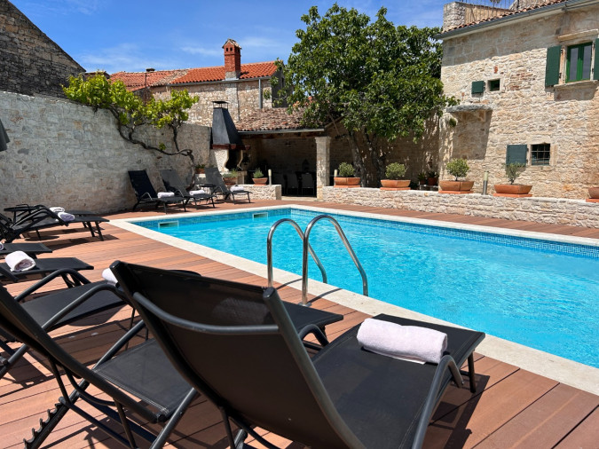 Exterior and surroundings, Neroli Place with heated pool and sauna, Svetvinčenat, Istria, Croatia Svetvinčenat