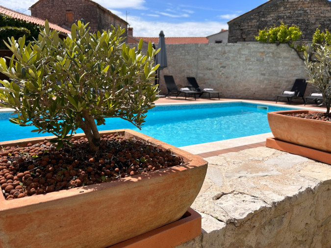 Exterior and surroundings, Neroli Place with heated pool and sauna, Svetvinčenat, Istria, Croatia Svetvinčenat